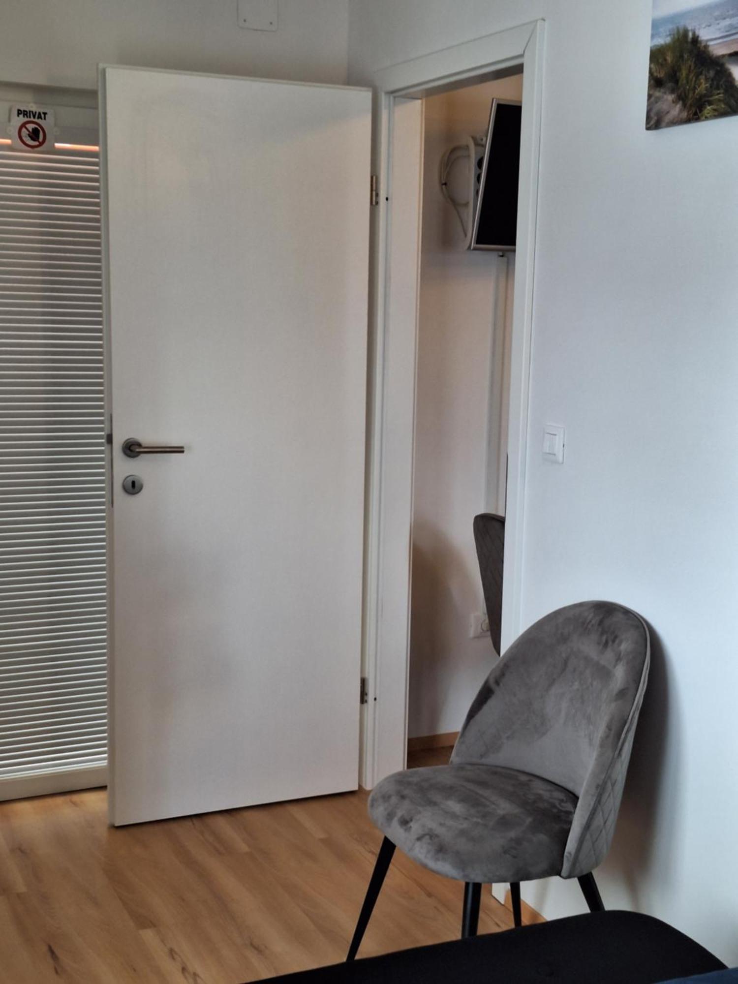 Apartment Dorina Buje Eksteriør billede