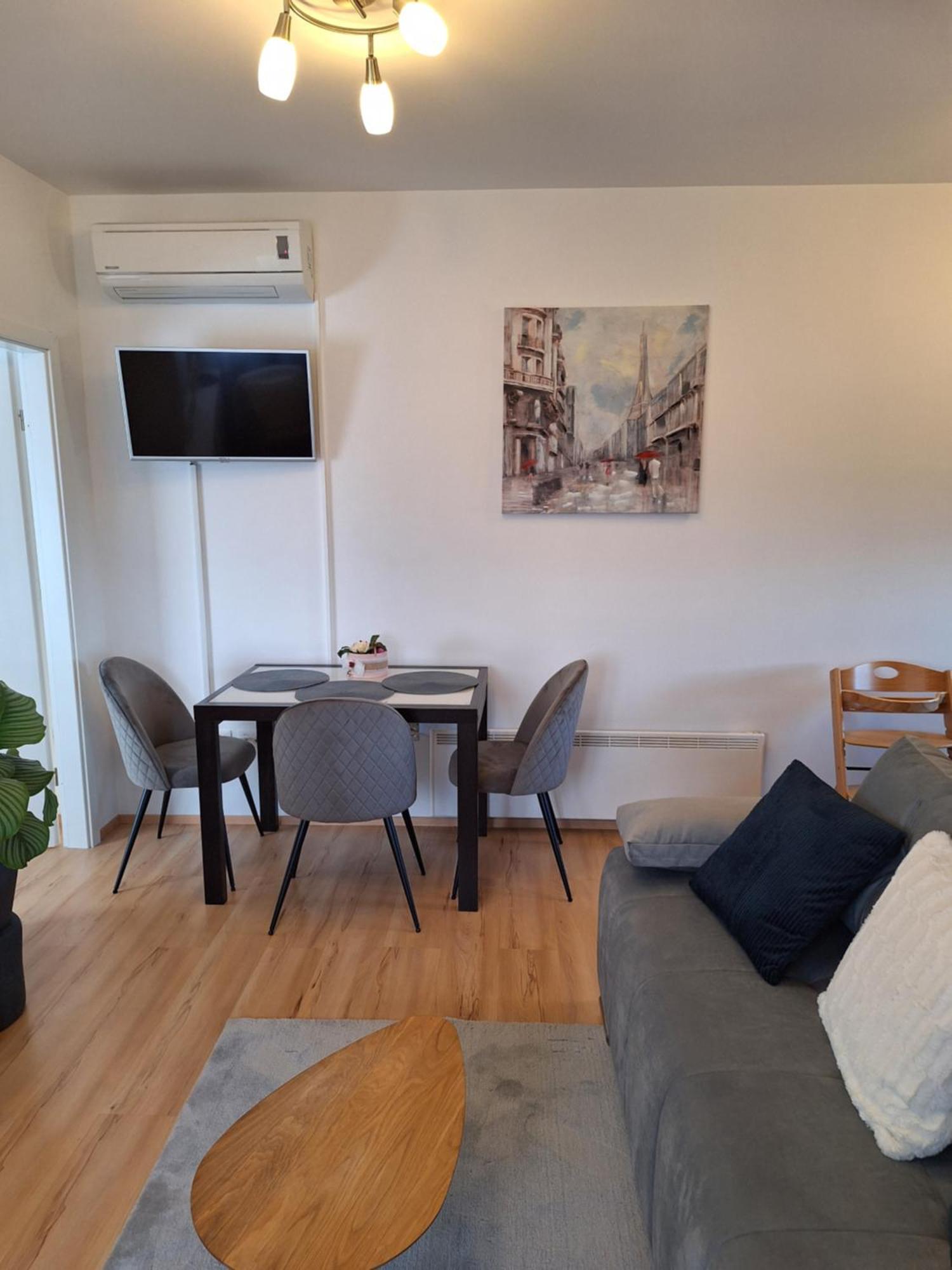 Apartment Dorina Buje Eksteriør billede